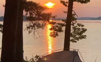 Russell's photo at Tompkins Bend - Lake Ouachita near Mount Ida, AR