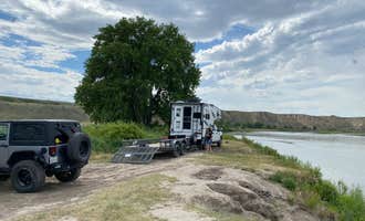 Camping near Hole-in-the-Wall Boat Camp: Wood Bottom Recreation Area, Fort Benton, Montana