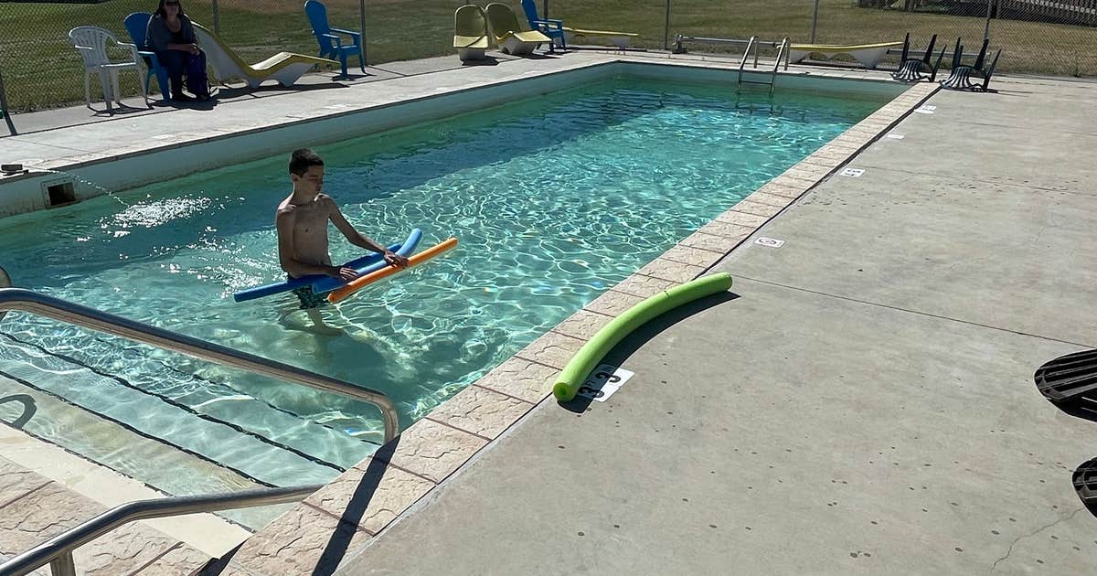 Tomahawk Lodge Resort and RV Park