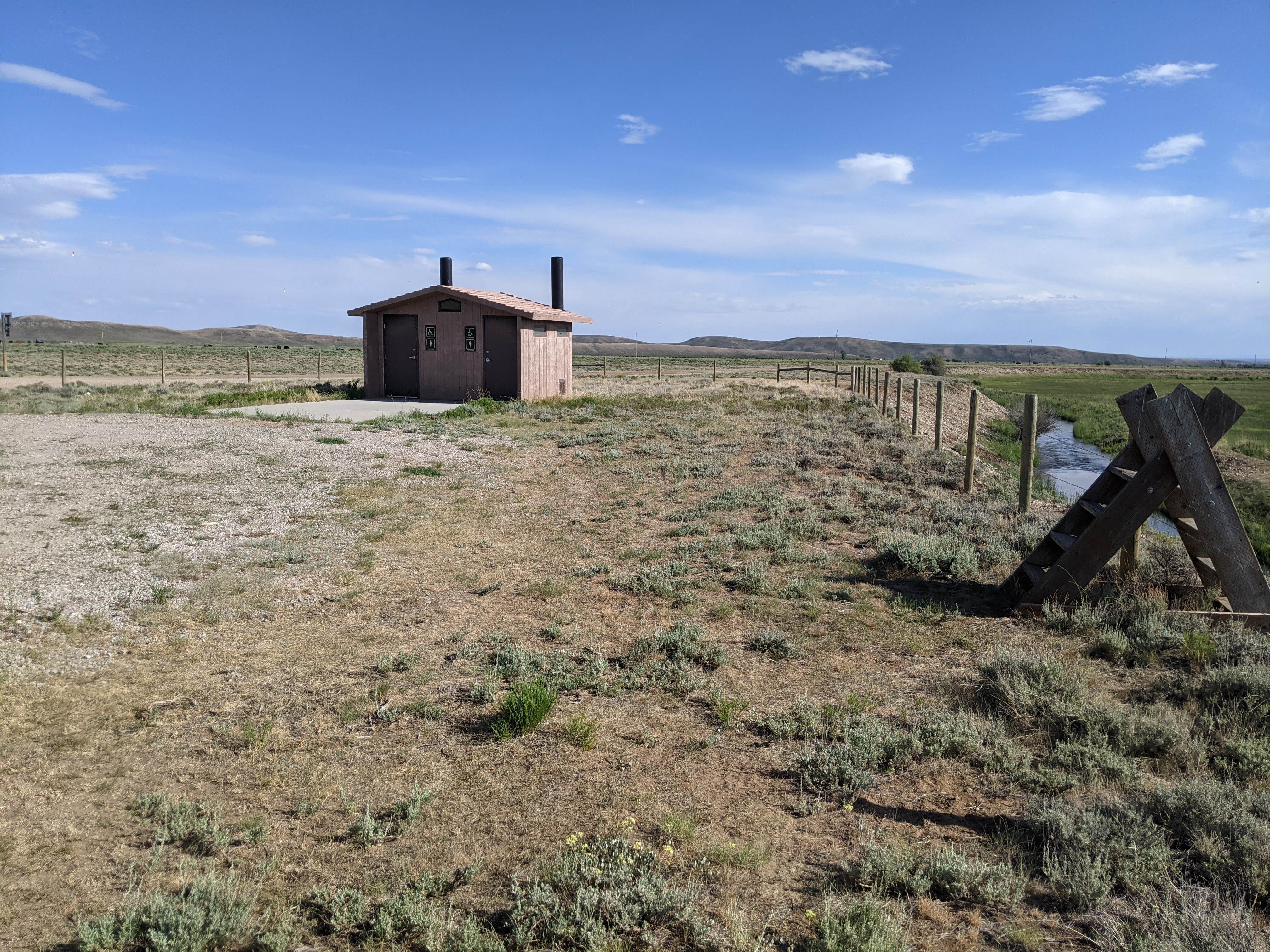 Camping near Kelly Park FS Rd #747 Dispersed Camping: Green River-Daniel 40 Rod Camping Area, Daniel, Wyoming