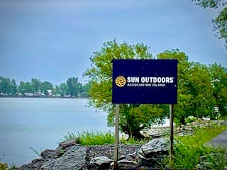 Camper submitted image from Sun Outdoors Association Island - 3