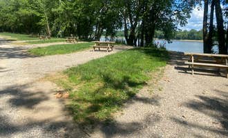 Camping near Beyonder Getaway Rising Sun: Paul Ogle Riverfront Park, Carrollton, Indiana