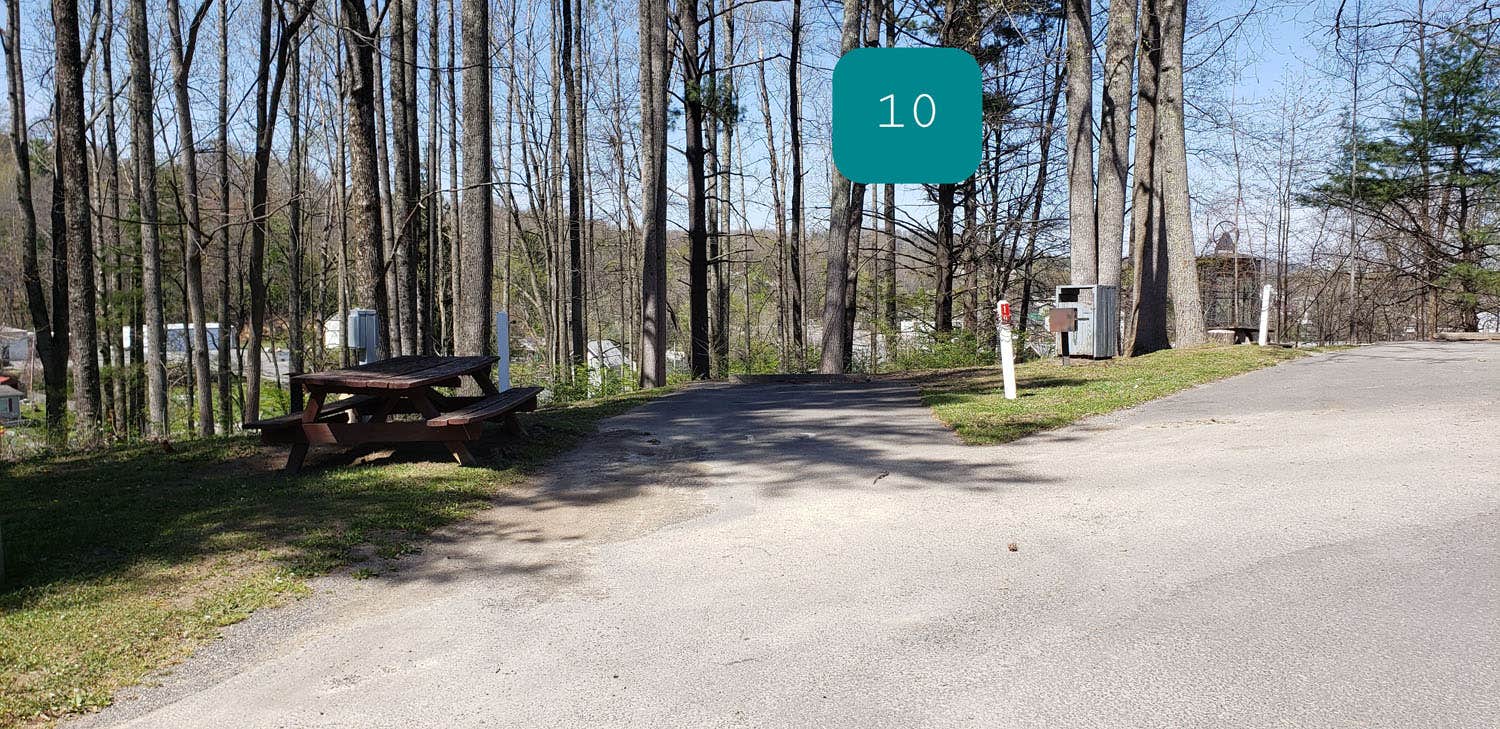 Camper submitted image from Beckley Exhibition Coal Mine Campground - 4