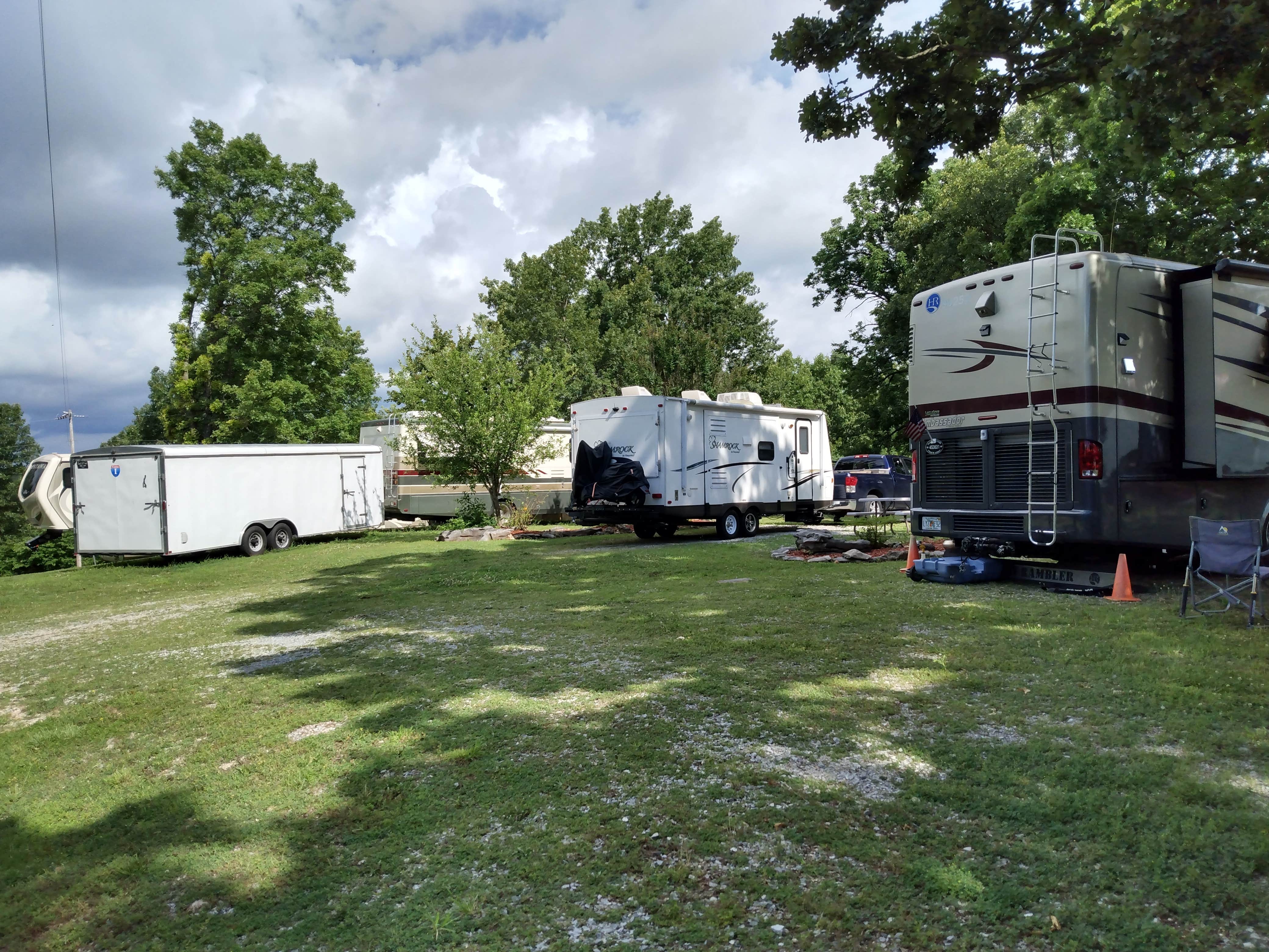 Camper submitted image from Ozark View RV Park - 5