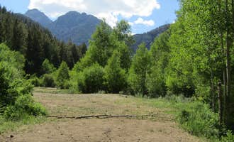 Camping near Mountain View RV Park: Bear Creek Dispersed Campground, Mackay, Idaho