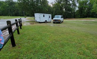 Camping near Happy Hollow Campground — Nathan Bedford Forrest State Park: Loretta Lynn's Ranch, Waverly, Tennessee