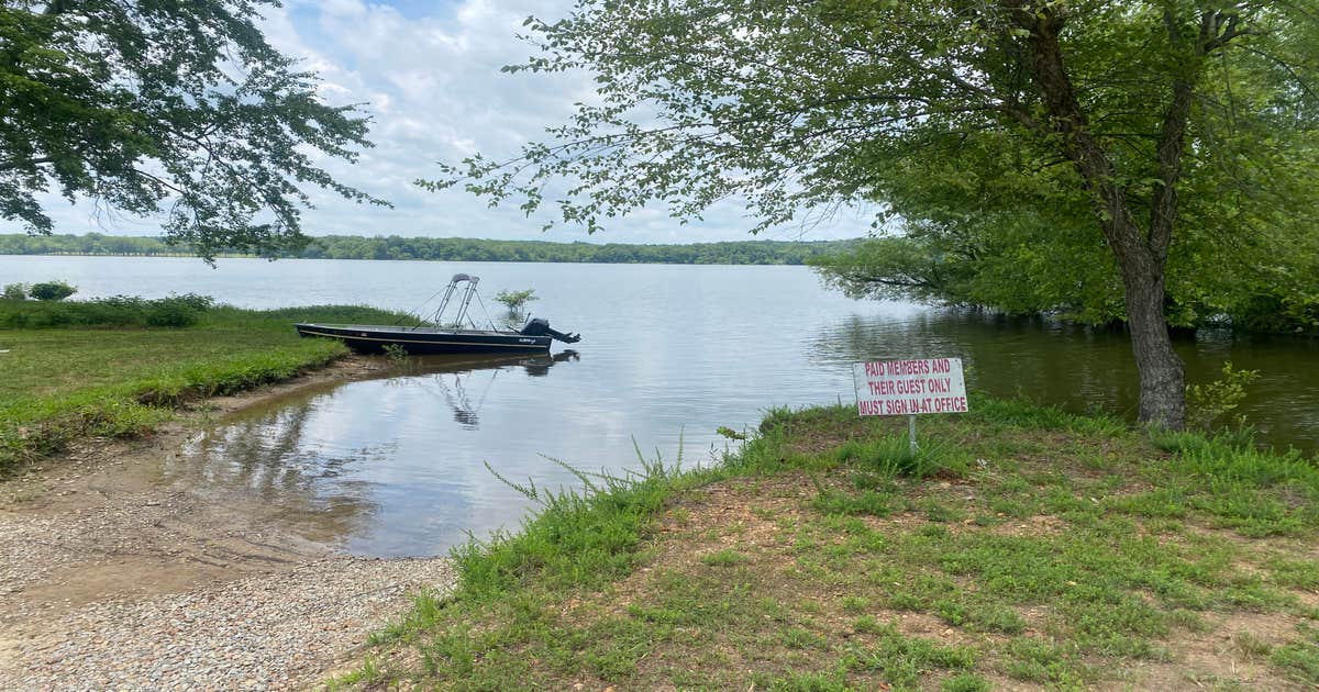 Pirates Cove Resort Camping Hardin, KY