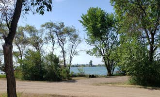 Camping near Memorial Park: Twin Lakes Campground, Mitchell, South Dakota