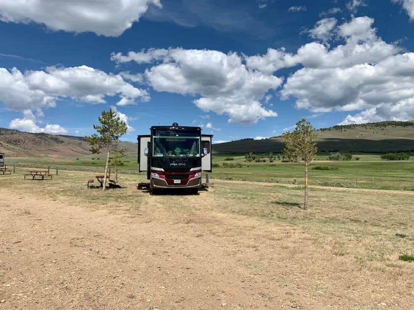 Camping near Vic & Sigrid Hanson Memorial Park: Sentinel Mountain RV & Quick Stop, Cowdrey, Colorado