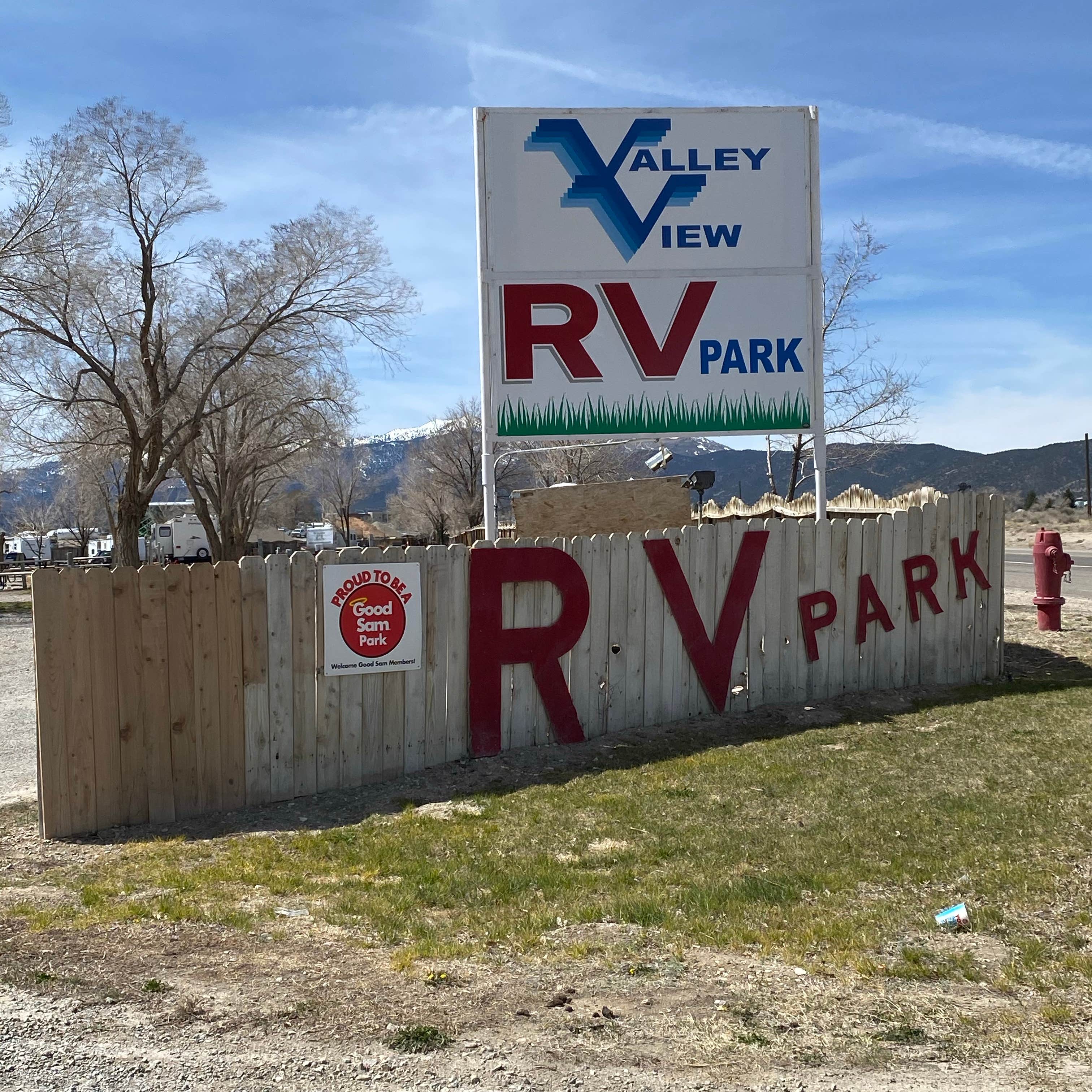 Escape to the Enchanted: Valley View's RV & Mobile Home Oasis
