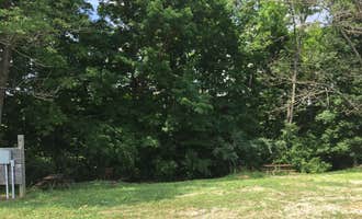 Camping near Cecilia Campgrounds: Peter Cave, Leitchfield, Kentucky