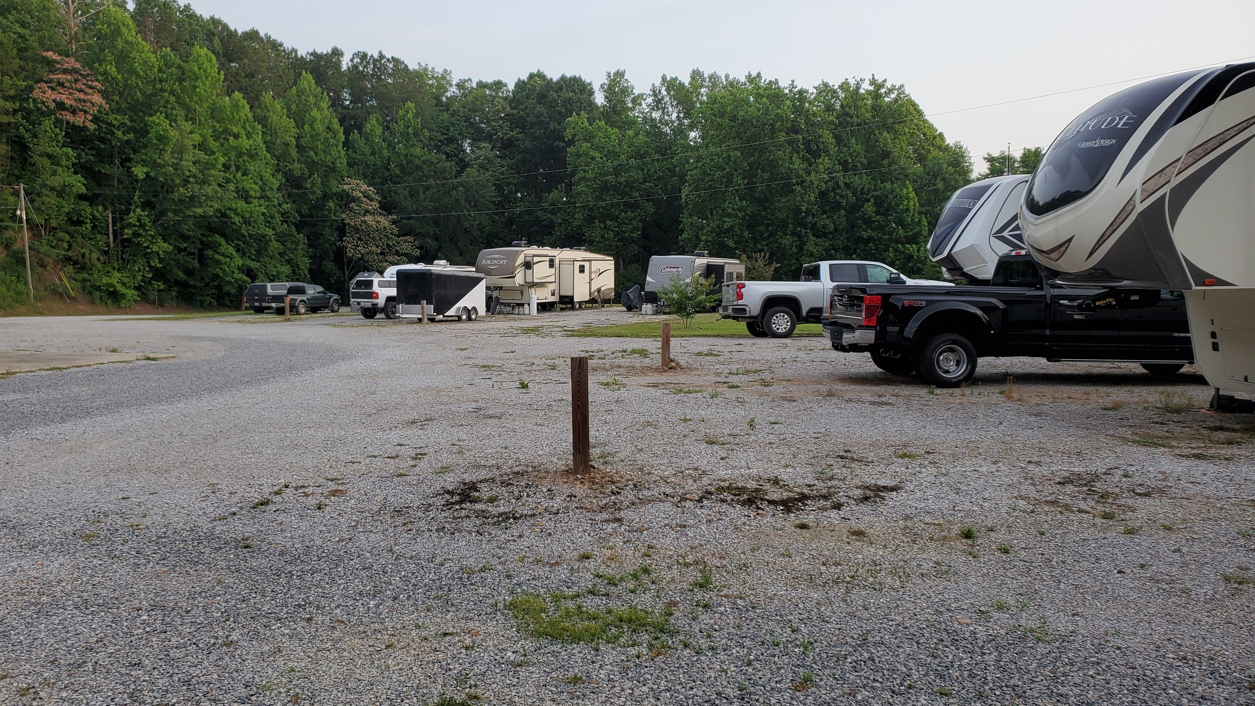 Camper submitted image from Scenic Drive RV Park and Campground - 3