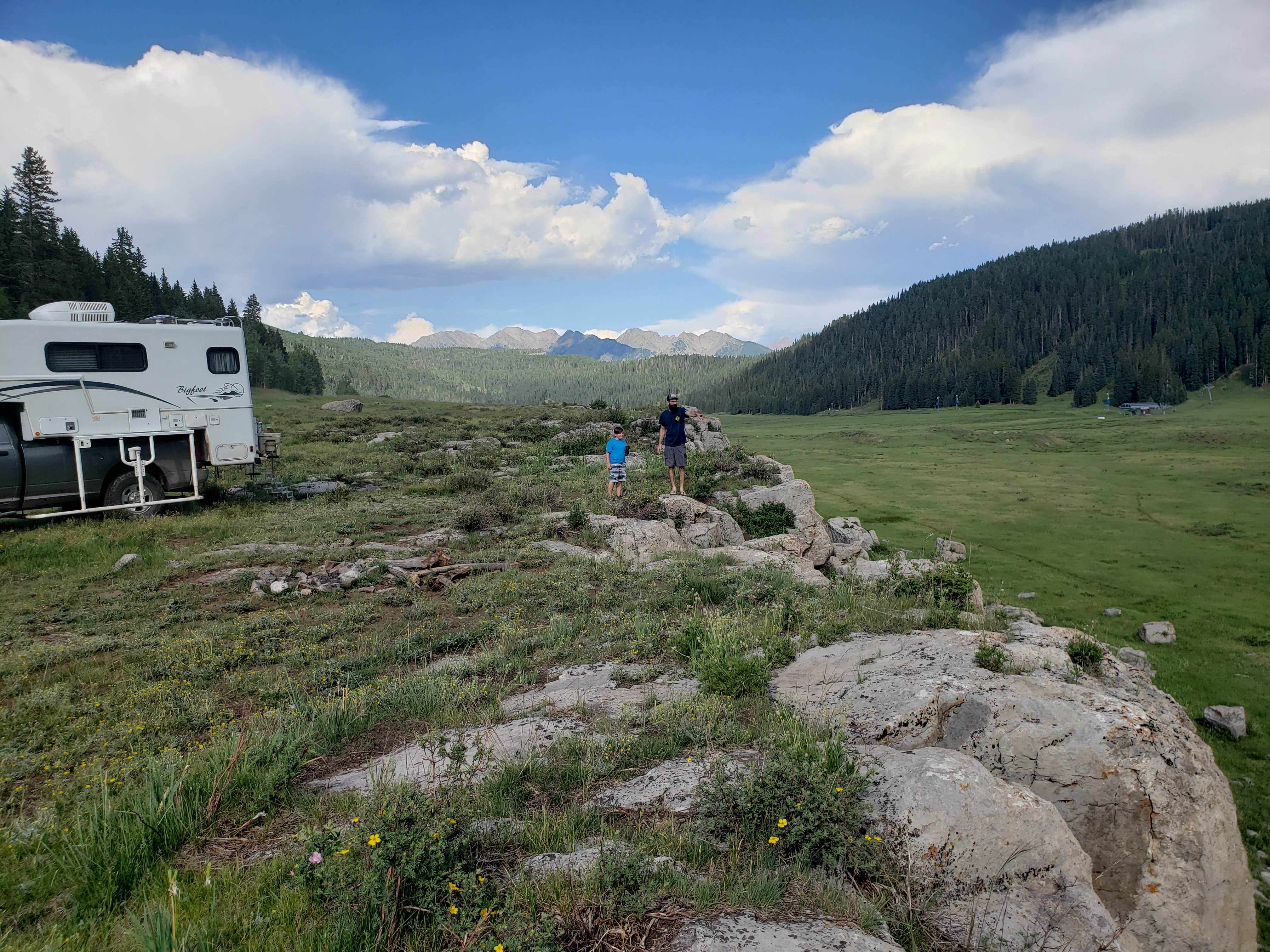 Camping near Old lime creek road beaver bond: Sig Creek Campground, Cascade, Colorado
