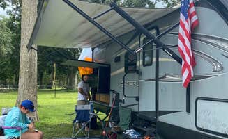 Jessica T.'s photo at Ellie Ray's RV Resort & Lounge near Branford, FL