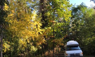 Camping near Texas Rapids - Snake River: Lewis & Clark Trail State Park Campground, Waitsburg, Washington
