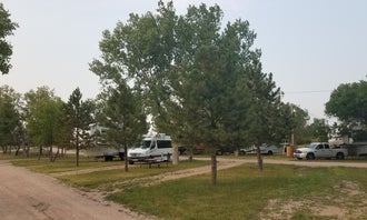 Camping near White River City Park: American Inn & RV Park, Fort Pierre, South Dakota