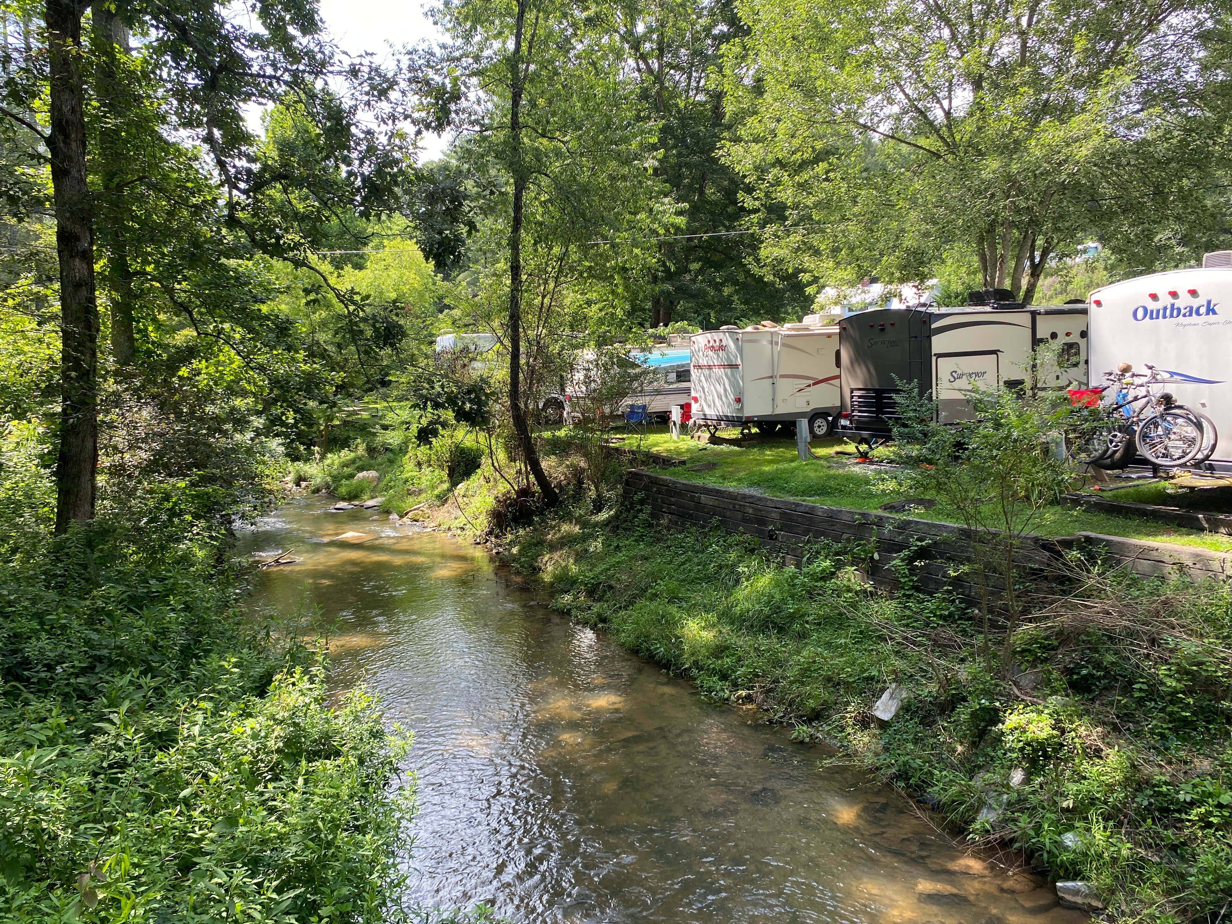 Escape to Tranquility: Whispering Pines Campground, Georgia