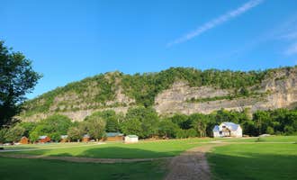 Camping near Ratchford Buffalo Farms , Cabin Rentals and Rv sites: White Buffalo Resort, Norfork, Arkansas