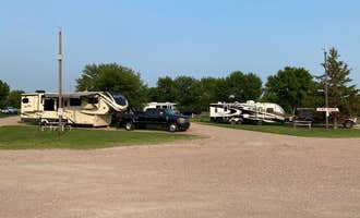 Camping near Love's RV Hookup-Kimball SD 816: Hills RV Park, Mitchell, South Dakota