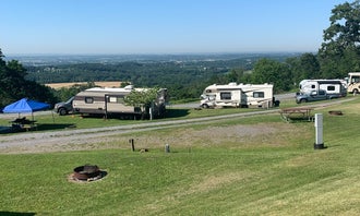 Camping near Adventure Bound Camping Resort at Eagles Peak: Starlite Camping Resort, Hopeland, Pennsylvania