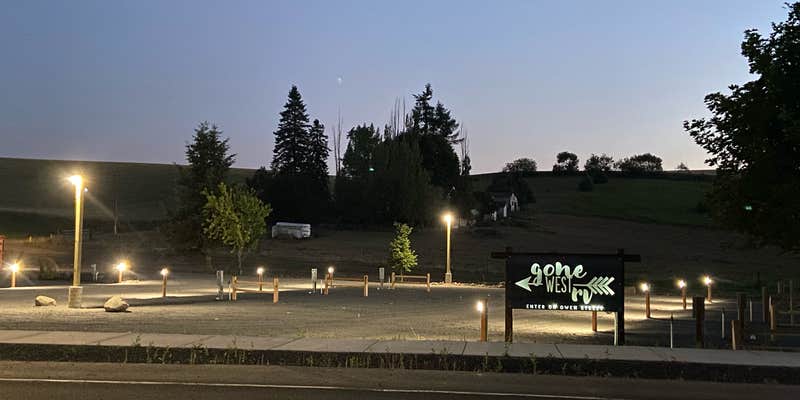 Camper submitted image from Gone West RV