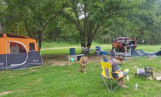 Camping near Springfield - Route 66 KOA: Hootentown Canoe Rental & Campground, Highlandville, Missouri