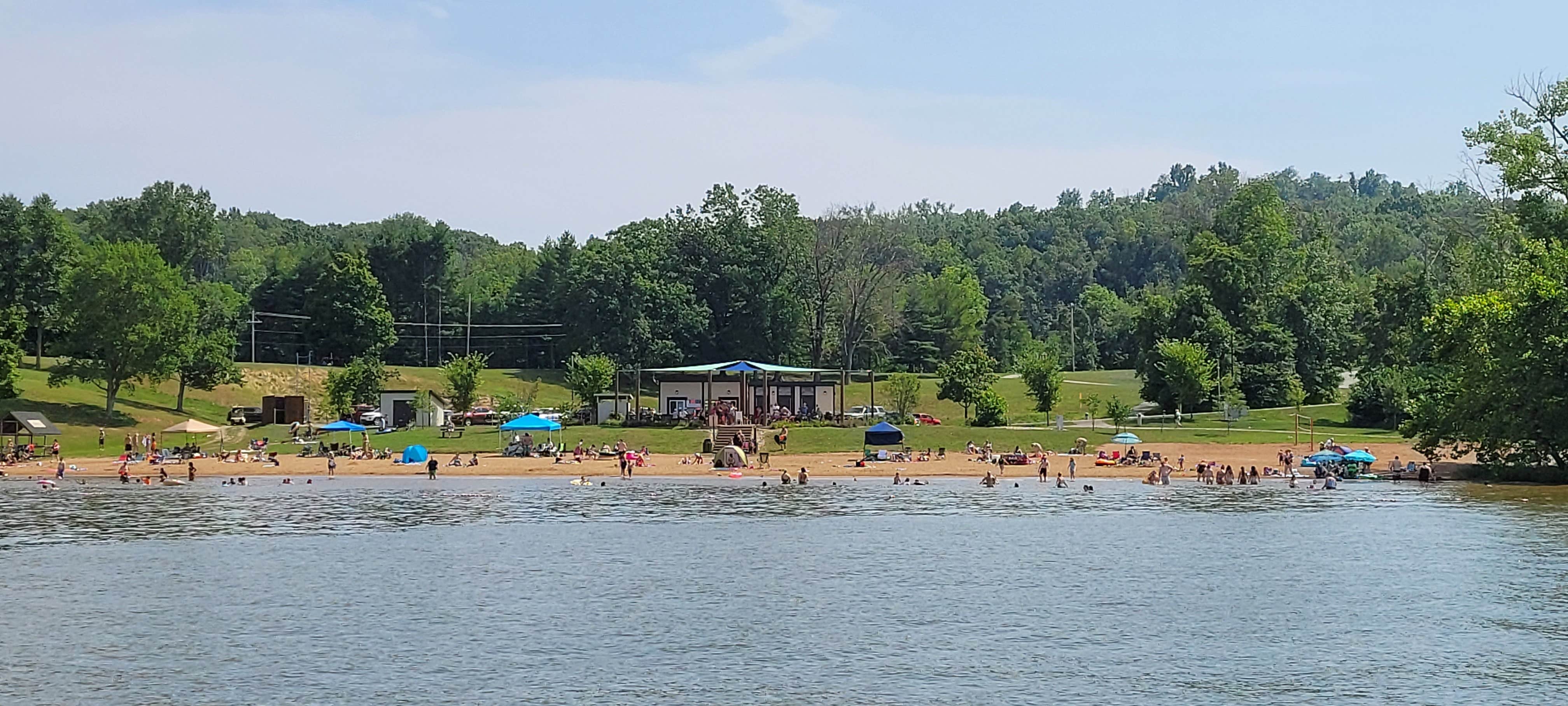 Camper submitted image from Seneca Lake Park Campground - 2