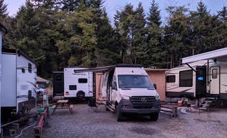 Camping near Miller Bar Camping and Day Use Area: Sea Bird RV Park, Brookings, Oregon