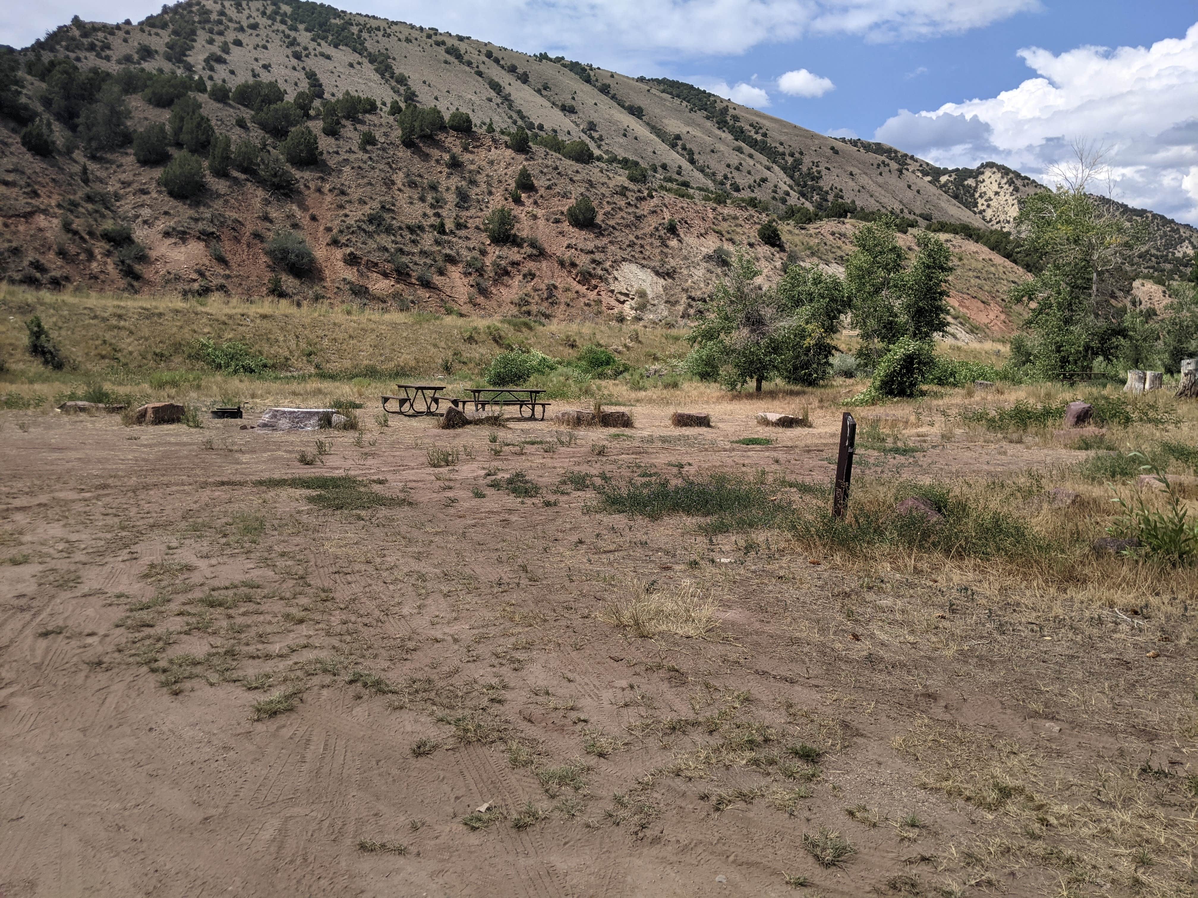 Camping near Browne Lake Group Sites: Willows Campground, Manila, Wyoming