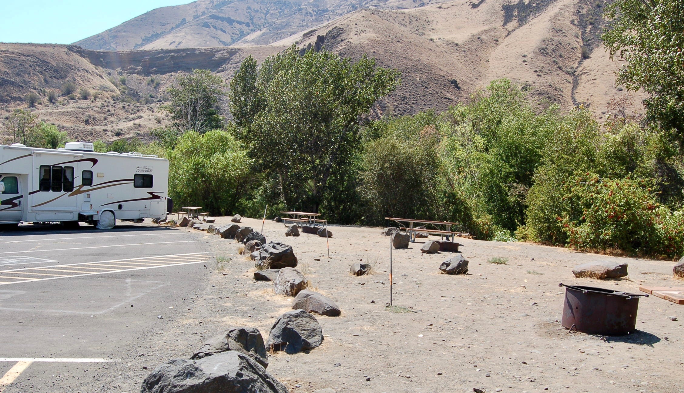 Camper submitted image from Roza - Yakima River Canyon - 5