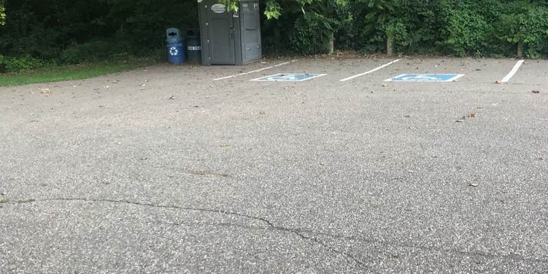 Camper submitted image from Rivers Edge Camping Area (Bridgeport Quarry Trailhead)