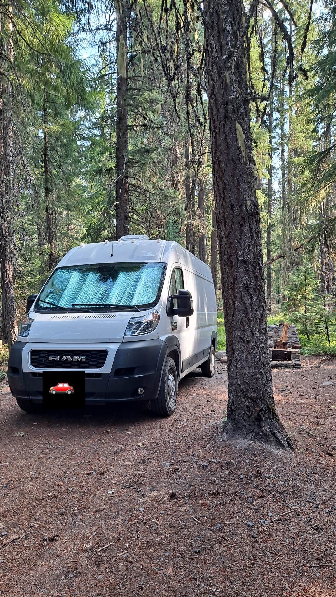 Camping near Broken Arrow Campground: Thielson Forest Camp, Diamond Lake, Oregon