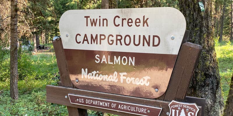 Camper submitted image from Twin Creek Campground