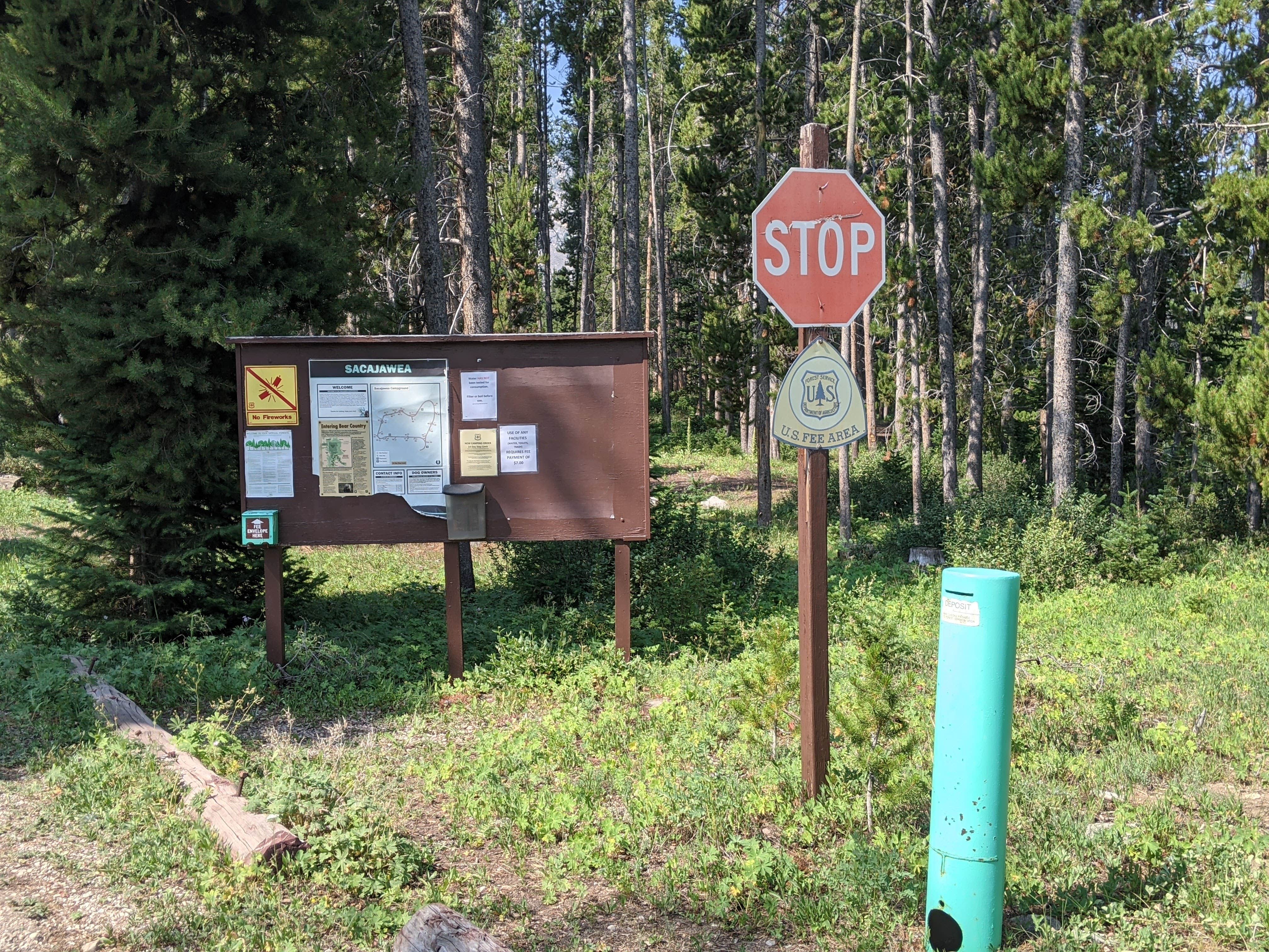 Camping near Green River Fear-Reardon Draw Public Access Area: Sacajawea, Smoot, Wyoming