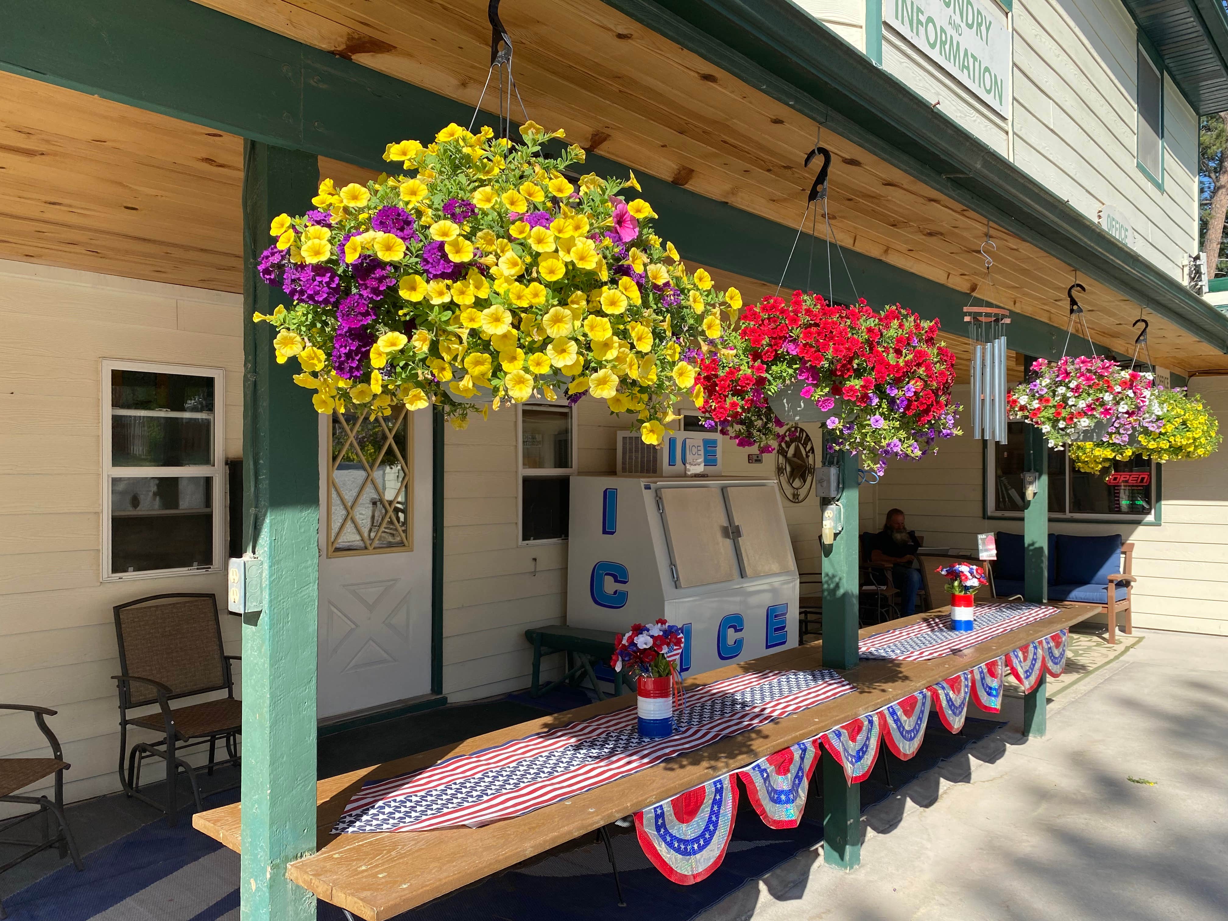 Camping near Custer Crazy Horse Campground & Cabin 13 Coffee Shop: Beaver Lake Campground, Custer, South Dakota