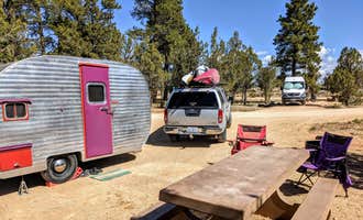 Camping near Twin Hollows Canyon: Ponderosa Grove Campground, Kanab, Utah