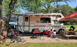 Carlos S.'s photo at Lundeens Landing near Bettendorf, IA