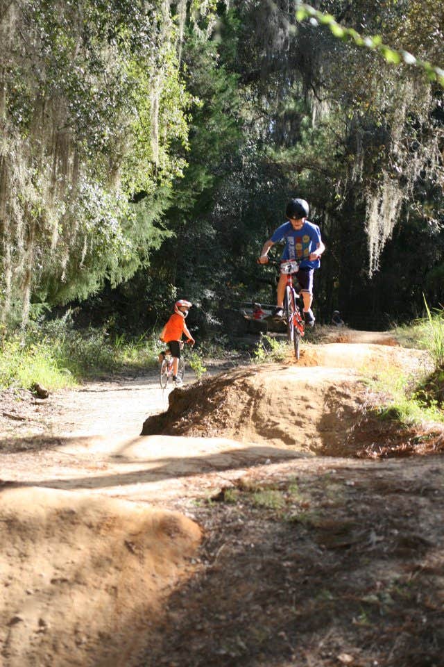 Camper submitted image from Santos Trailhead & Campground - 5