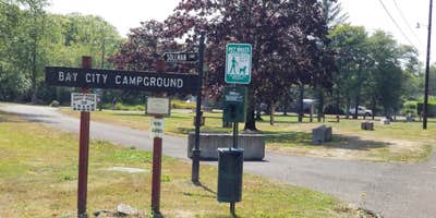 Signs & Maps