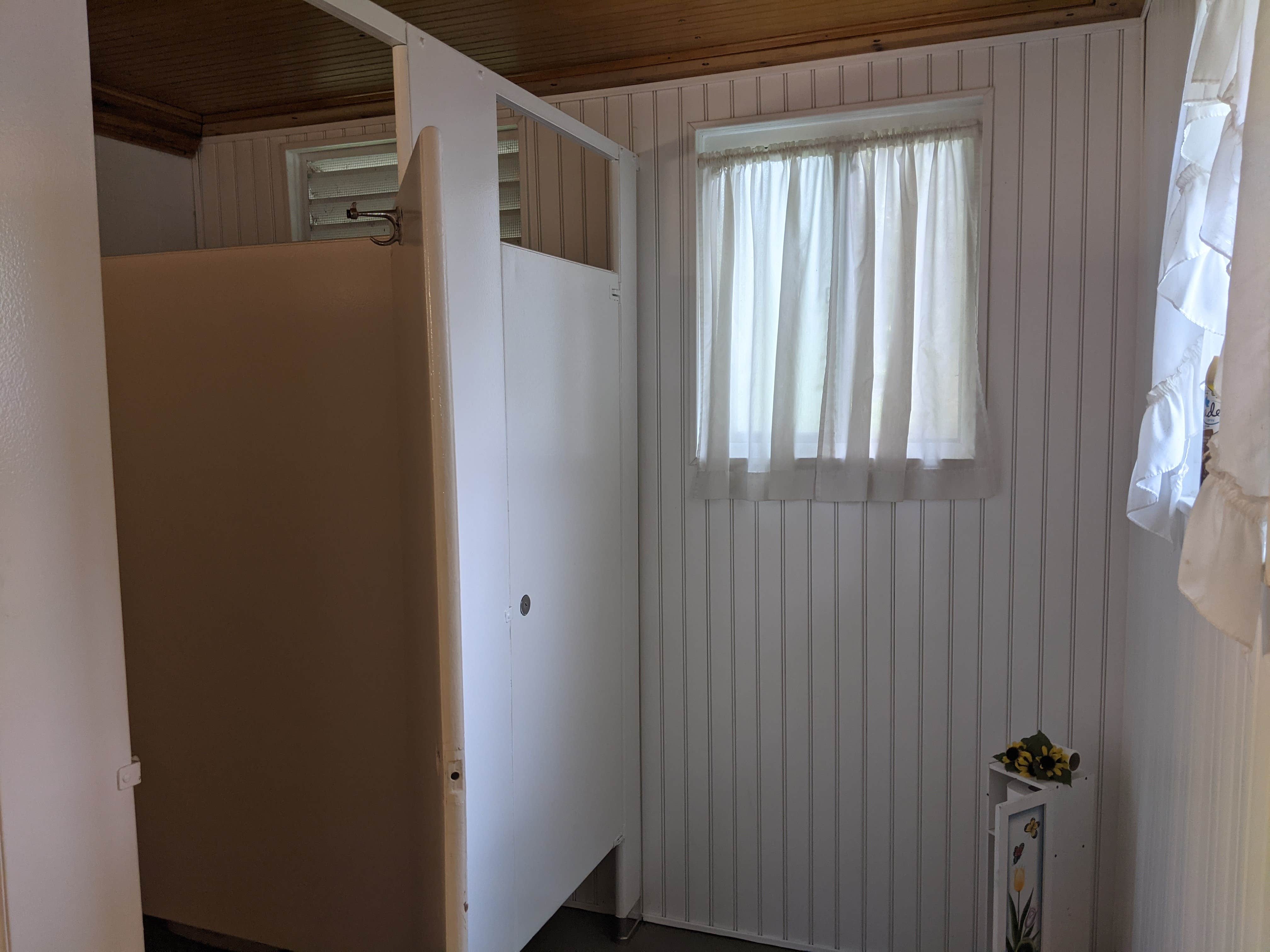 Camper submitted image from Sun Valley Campground - 2