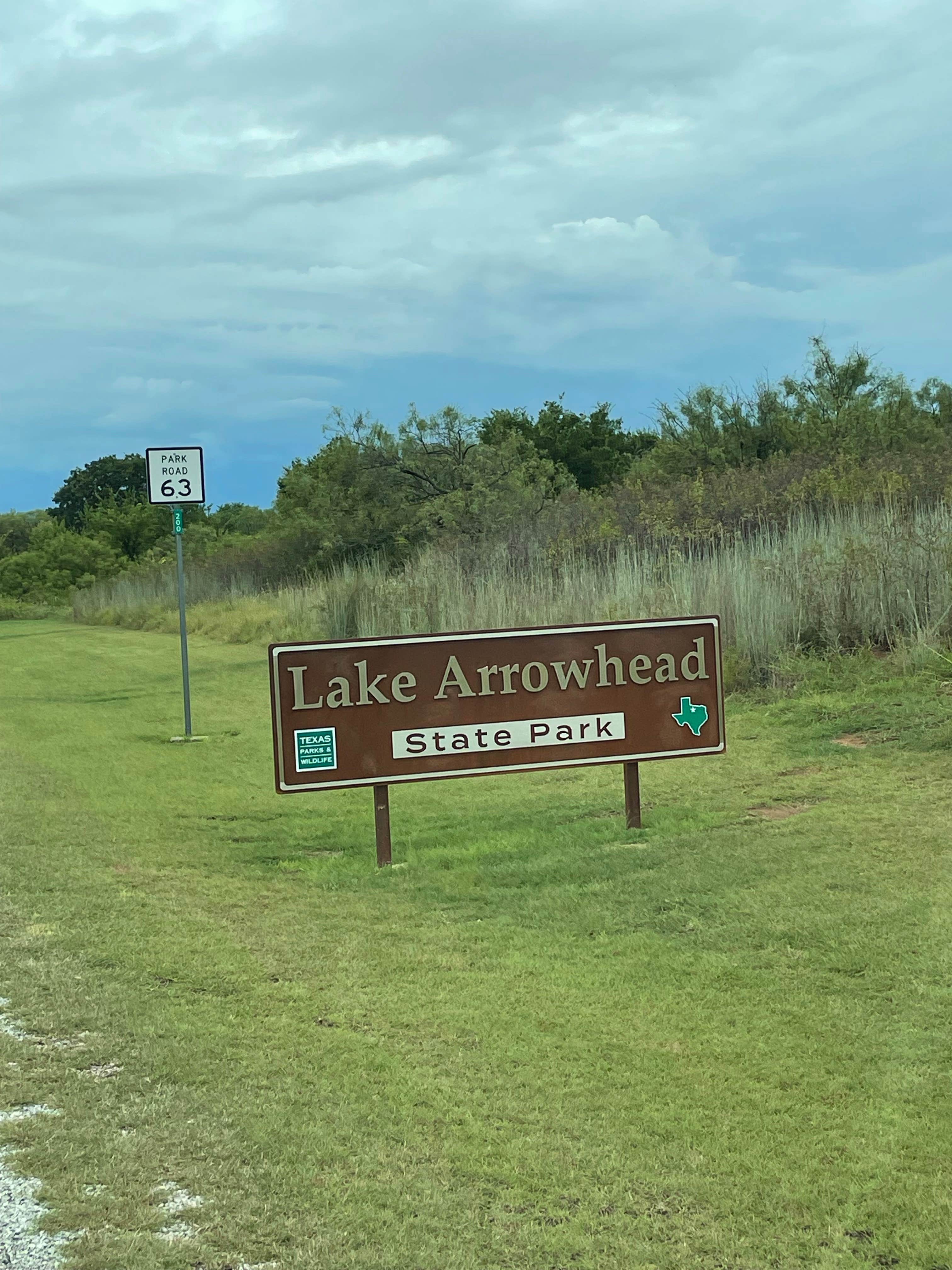 are dogs allowed at lake arrowhead state park texas