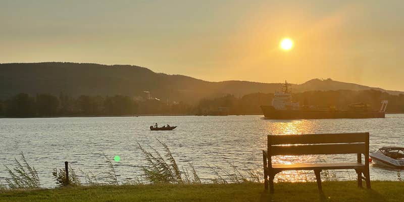 Camper submitted image from Columbia Riverfront RV Park