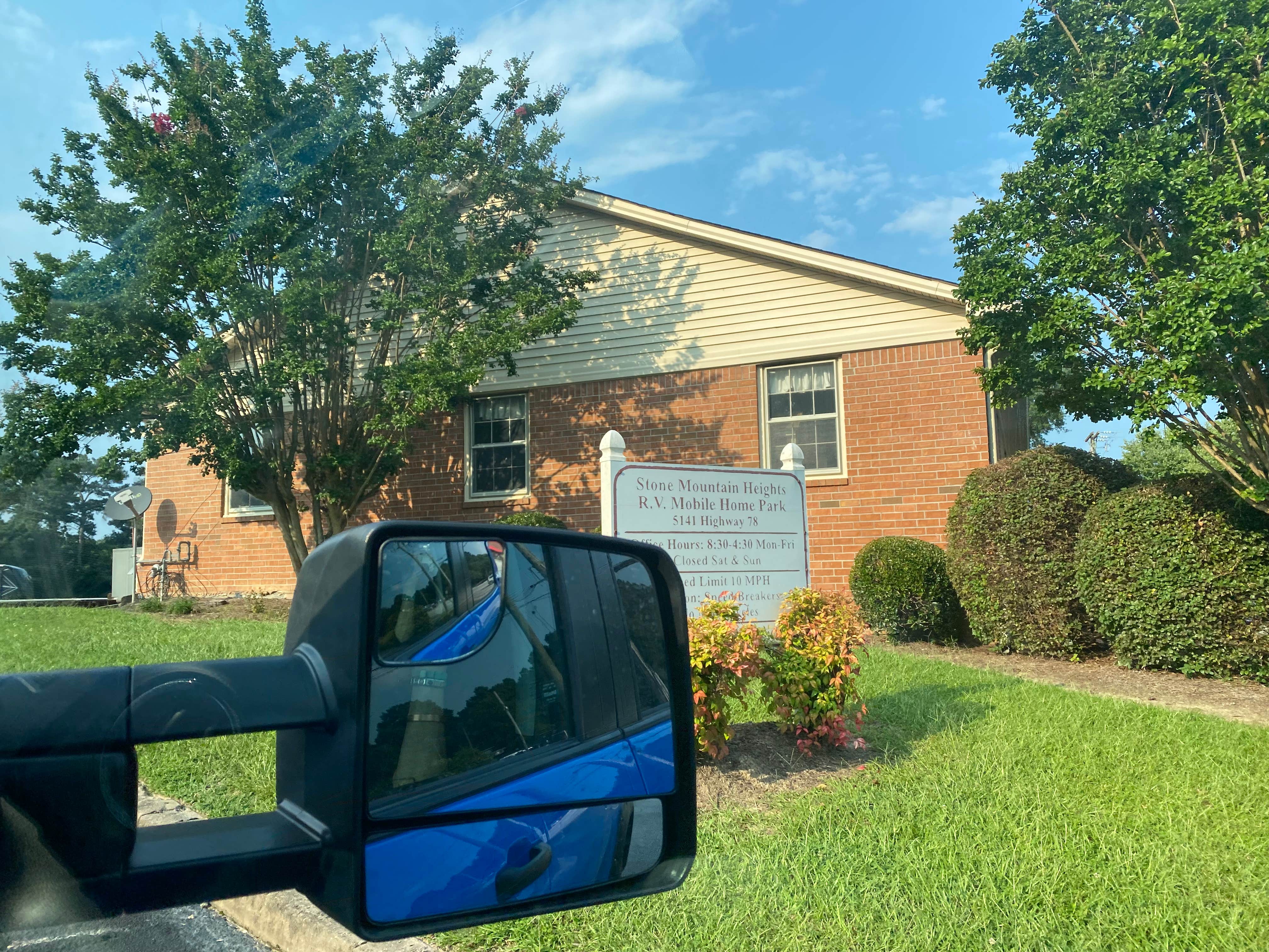 Camper submitted image from Stone Mountain Heights RV & Mobile Home Park - PERMANENTLY CLOSED - 2