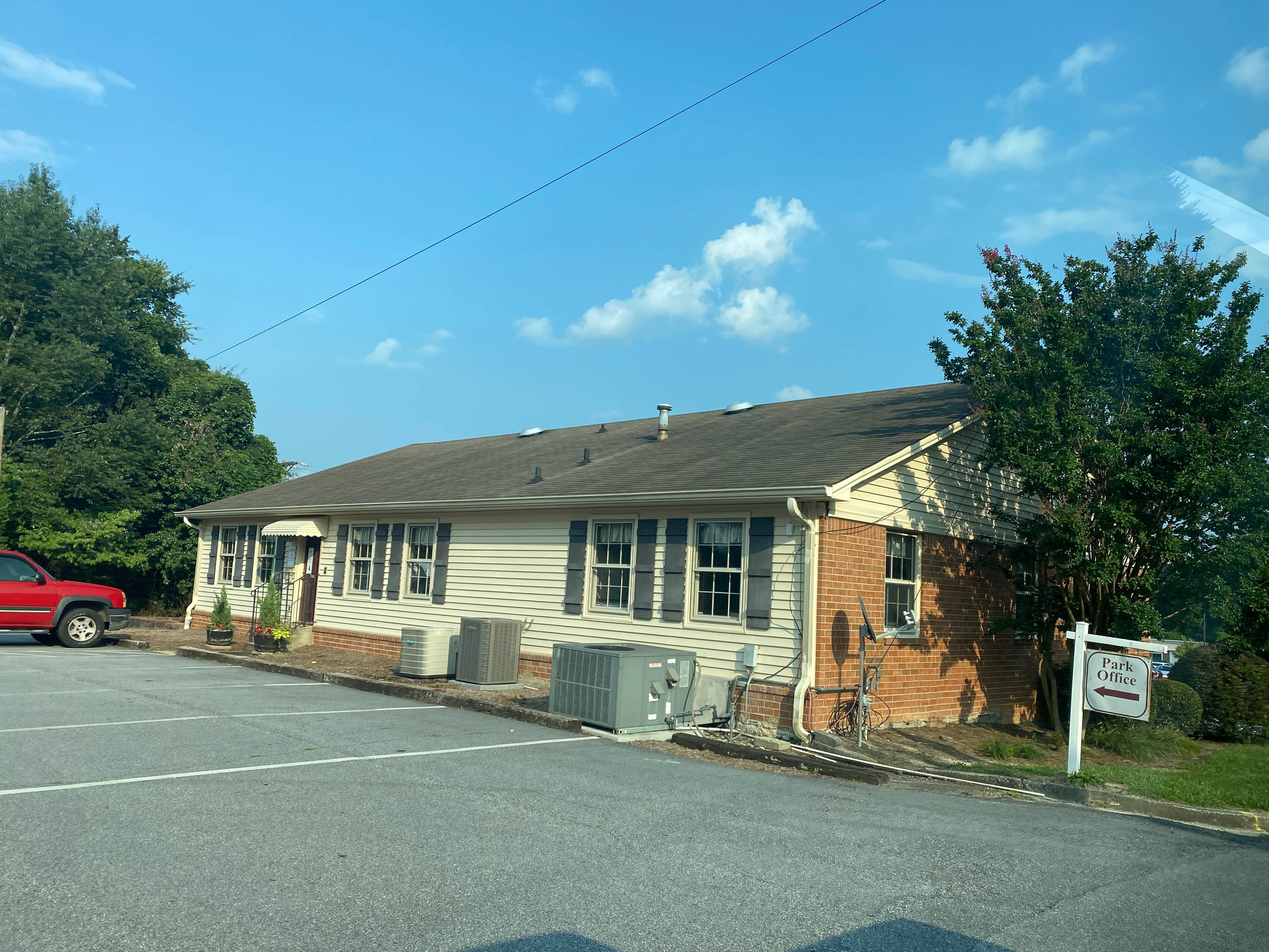 Camper submitted image from Stone Mountain Heights RV & Mobile Home Park - PERMANENTLY CLOSED - 3