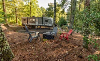 Camping near Ridgeway: Jasmin Oasis, Carters Lake, Georgia