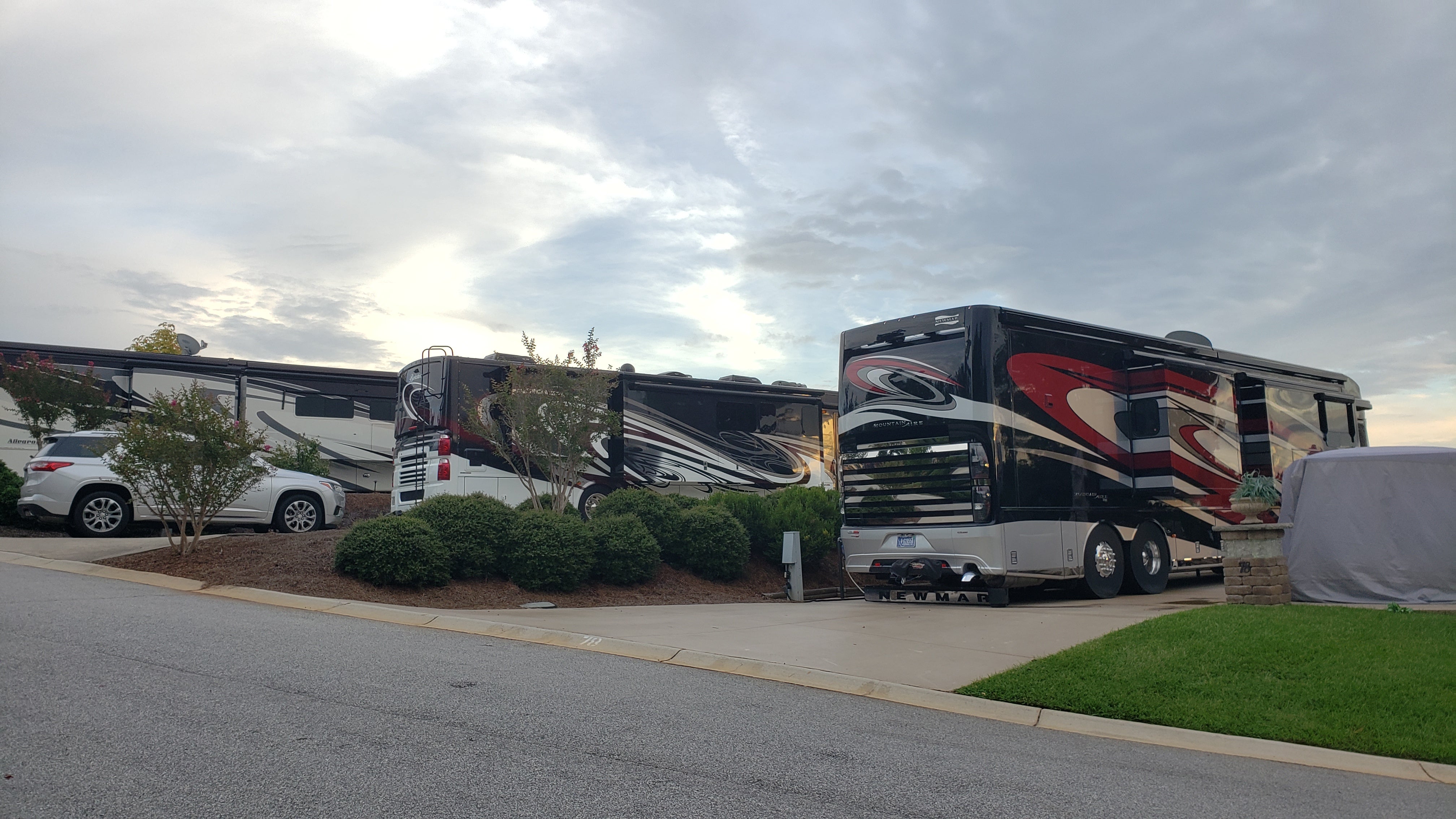 Camper submitted image from Lake Greenwood Motorcoach Resort - 2