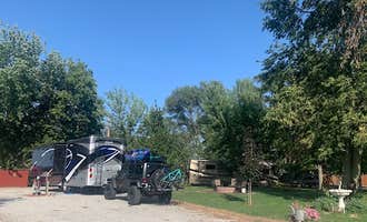 Camping near Big Lakes Turtle Cove Campground: R U Lost - RV Lots, Nemaha, Nebraska