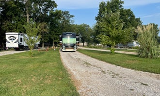 Camping near Okaw Valley Kampground: Percival Springs RV Campground, Effingham, Illinois