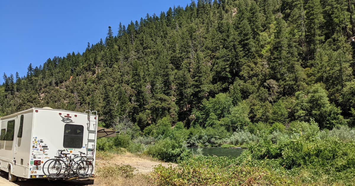 Rocky Riffle Camping | Merlin, Oregon