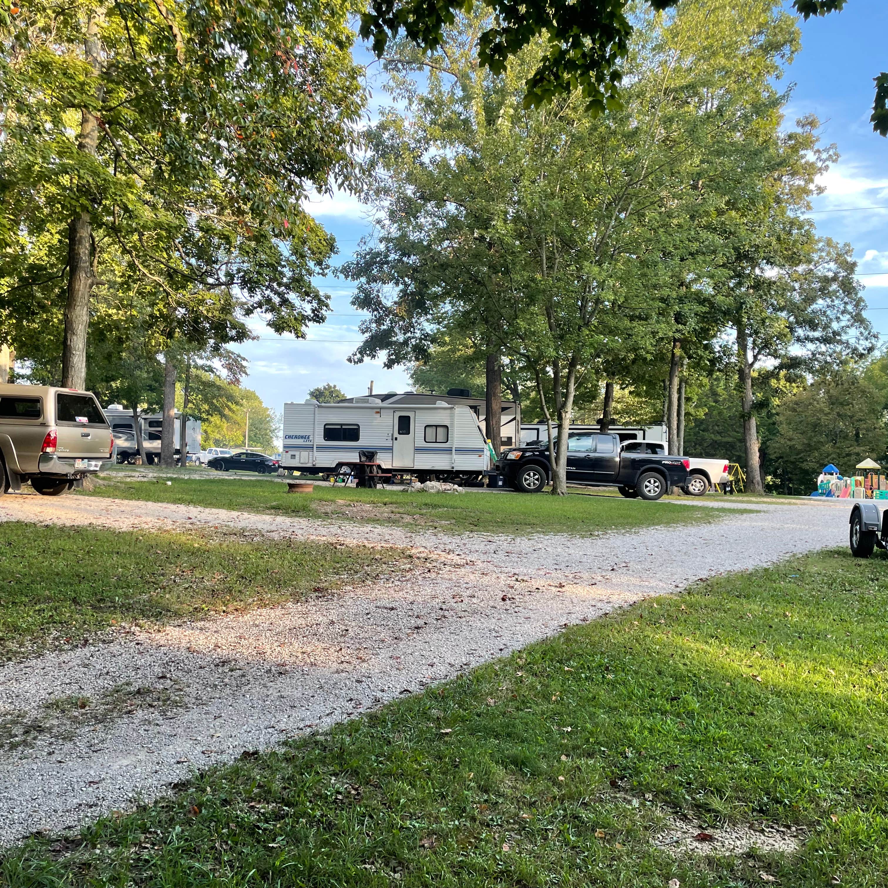 Escape to the Kentucky Crossroads: Elizabethtown Crossroads Campground